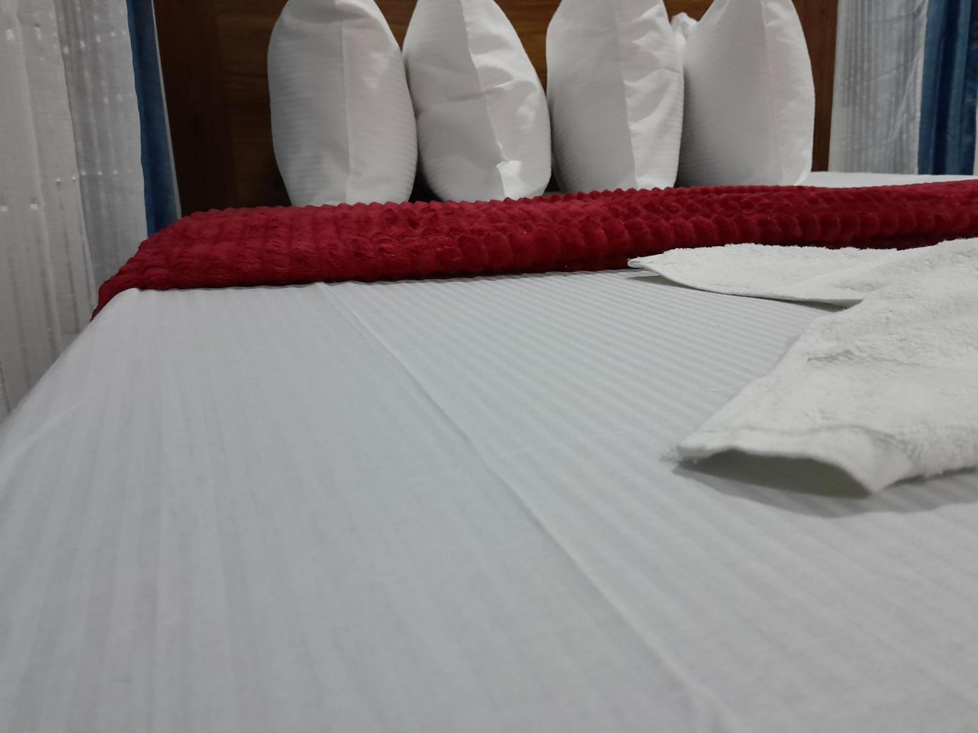 Valley Breeze Hotel Dar es Salaam Eksteriør billede